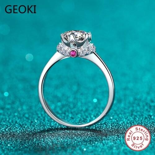 Geoki Passed Diamond Test Princess Cut Perfect 1ct D Color Moissanite Stone Ring 925 Sterling Silver Wedding Rings Female Gift