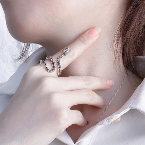 Stereoscopic New Retro Punk Exaggerated Snake Ring Fashion Personality Snake Opening Adjustable Ring Jewelry As Gift for women