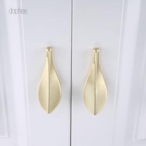 Dophee 1pc Leaf Shaped 32mm Cabinet Knob Door Pulls Furniture Handles Knob zinc alloy Kitchen Knobs