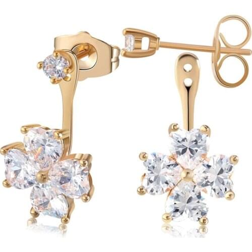 New Copper Cubic Zirconia Exquisite White Plum Blossom Stud Earrings Women Fashion Cute for Girls Simple Elegant Woman Earrings