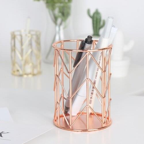 Free shipping Creative fashion Scandinavian desktop pen holder Desk Organizer
