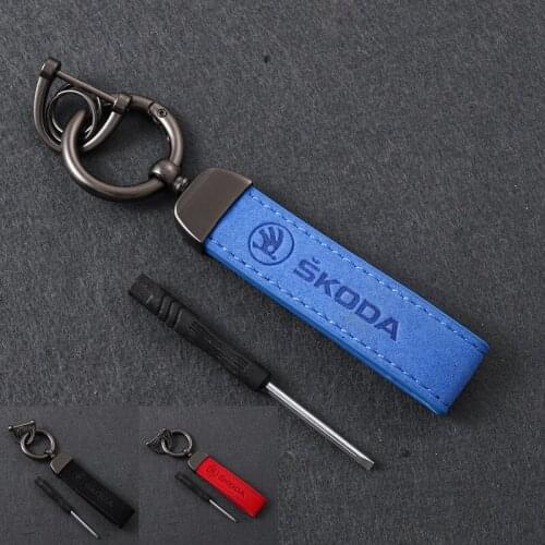 Luxury Fur Keyrings For Skoda Car Logo Keychain Automobile Gift True Leather Metal Vehicle Mark Key Chain Ring Interior Parts