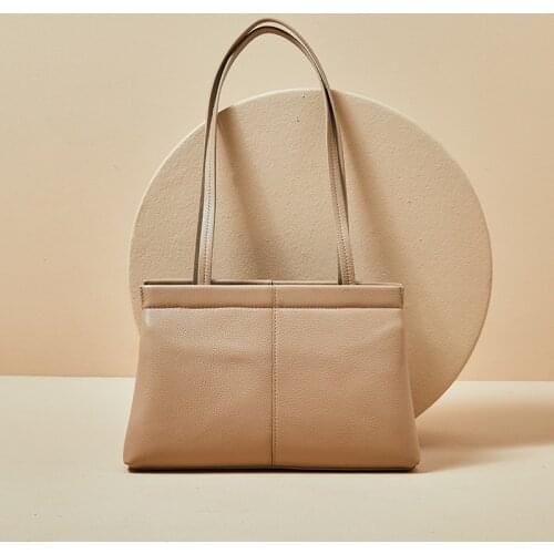 2021 New Fashion Genuine Leather Large Capacity Tote Bag Simple Design Luxury Handbag High Quality Cowhide Woman Bag AV12