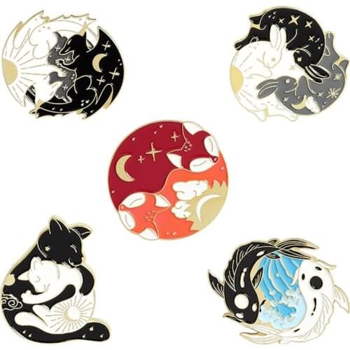 Witch Cat Pins Black and White Yin Yang Moon and Star Hugging Cat Sleeping Kitty Brooch Jewelry Magic Lapel pins