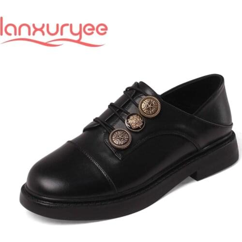 Lanxuryee 2021 newest genuine leather round toe med heel England style beauty lady streetwear breathable casual women pumps L08
