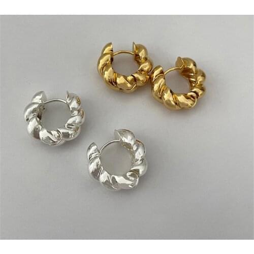 Korean Style Twist Croissant Earrings For Women Gold Silver Color Round Hoop Earrings Metal Geometric Ear Ring Vintage Jewelry