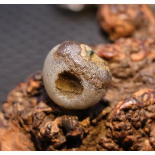 Big Treasure Talisman Power Cool Chinese Inner Mongolia Alashan Desert Agate Natural Eye Bead Amulet With A Hole Timestown D3