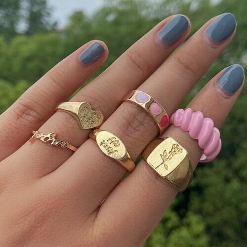 Sweet Acrylic Resin Love Heart Flower Letter Rings Set Fashion Geometric Irregular Open Rings for Women Girl Party Jewelry Gifts