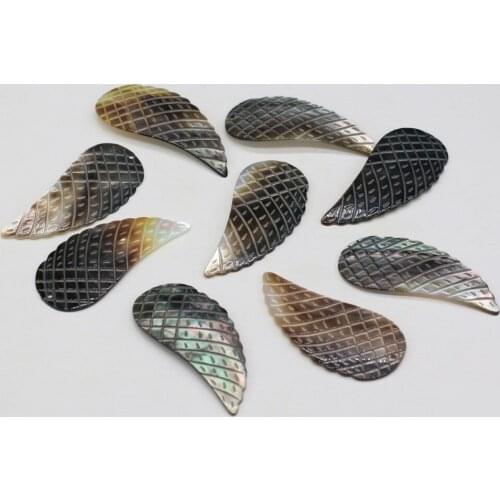 2Pcs Natural Freshwater Shell Pendant Leaf-Shaped Beads For Jewelry Making DIY Necklace Bracelet Earrings Accessory