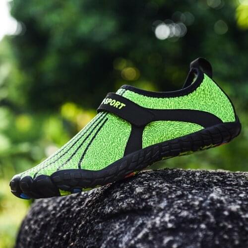 New Swimming Shoes Diving Outdoor Beach Shoes Couples Upstream Shoes Fitness Skin Touching Snorkeling Non-Slip Wading Shoes