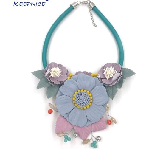 New Bohemian Flower Pendants Statement Necklace Cute Romatic Boho Maxi Pendant Necklace Choker Collar For Women