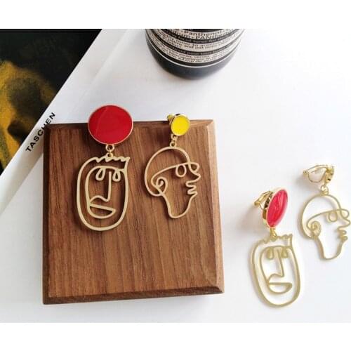 Ladies Clip Earring Big Abstract Face Pendant Clip On Earrings Non Pierced Asymmetrical Dangle Creative Gothic Jewelry For Women