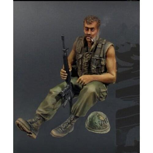 1:35 resin model soldiers 2 US troops stationed in Vietnam need manual painting model assembly kit xd144