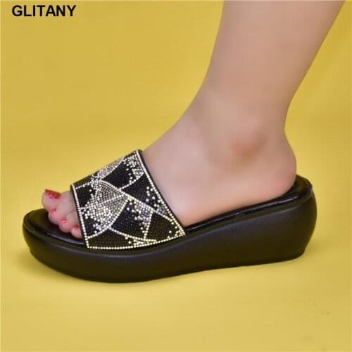 Leather Pumps GLITANY China