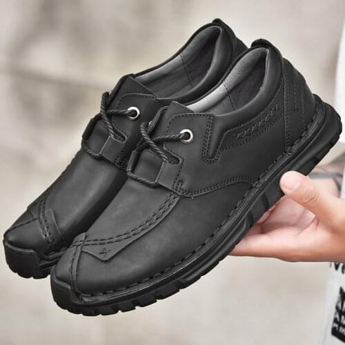 Men Casual Shoes Men Leather Loafers Handmade Breathable Moccasins Designer Style Walking Shoes Comfortable Fashion Sneakers