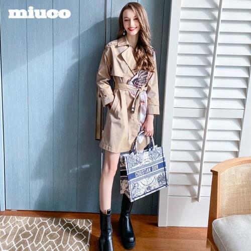 Large lapel epaulet belt waist asymmetric stitching printed silk scarf windbreaker 2021 Spring new High Quality Top Quality