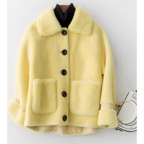 Women 2021 New Short Real Fur Coat Female Warm Natural Granular Fur Jacket Lady Casual Loose Genuine Sheep Sheared Outerwear C55