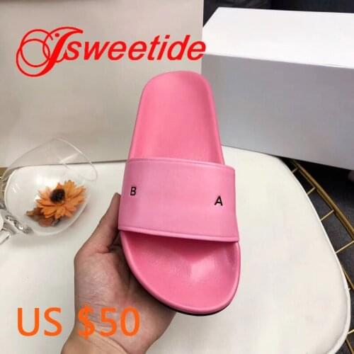 Summer Women slippers Soft leather fashion slippers Sandals designer woman shoes outside or indoor flats beach slippers