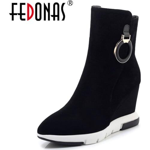 FEDONAS Vintage Female Wedges Short Boots Women Cow Suede Leather Warm Autumn Winter Ankle Boots Platforms Casual Shoes Woman