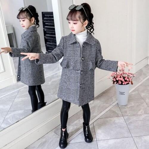 New Spring Girls coat female baby plaid wool coat kids fur coat baby girl coat lattice clothing