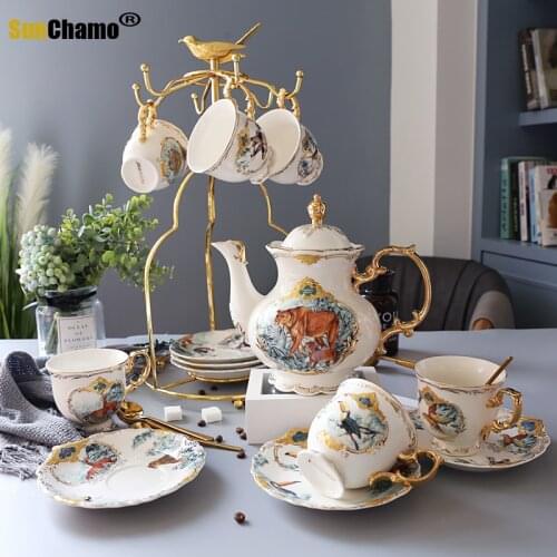Coffee Cup Set European Creative Household Ceramic Cafe Household Tea Mug Vintage Small Capacity Cup Saucer Sets Christmas Gift