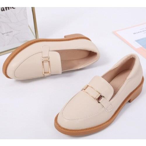 New PU Leather Shoes Women Loafers Chunky Heel Black Platform Shoes British Style Shallow Slip On Shoes Women Casual Flats Girl