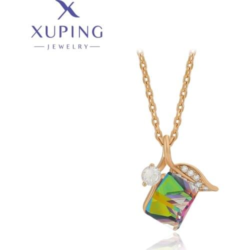 Xuping Jewelry Fashion New Arrival Square Crystal Pendant Necklace of Gold Color 810666653