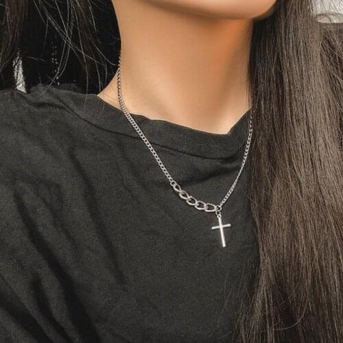 2021 Fashion Female Cross Pendants Necklaces Silver Color Crystal Jesus Cross Pendant Necklace For Women Party Jewelry Gift