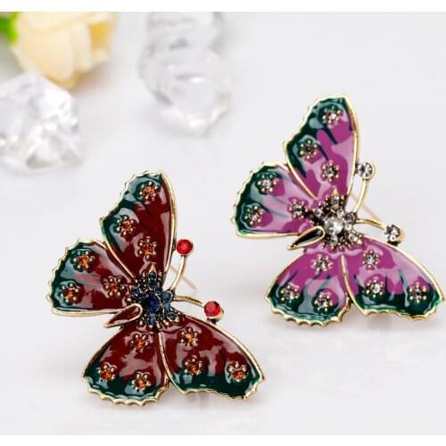 Assorted Colors Butterfly Luxury Crystal Pin Brooches For Women Party Banquet Rhinestone insect Pins Jewelry Clothese Accessory