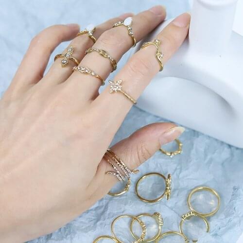 17 Pcs/set Vintage Gold Star Midi Moon Rings Set for Women Opal Crystal Midi Finger Ring Female Bohemian Jewelry Gifts