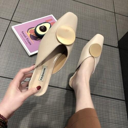 2019 new metal buckle flat bottom half slippers thick with the head outside wearing sandals Mules shoes women