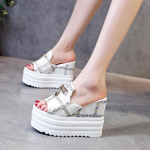 New Style Slope Heel Women Fashion Sponge Cake Thick Bottom Korean Version of All-match Inner Heightening Sandals