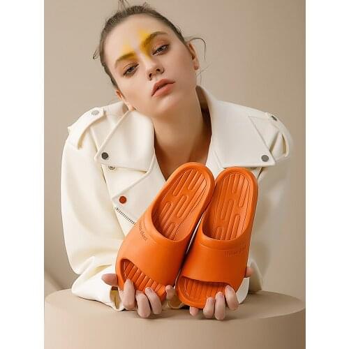 Big Sizes Summer Woman Indoor Bathroom Slippers Soft EVA Thick Shoes Anti-slip Platform Sandals Couples Flip Flops Zapatillas