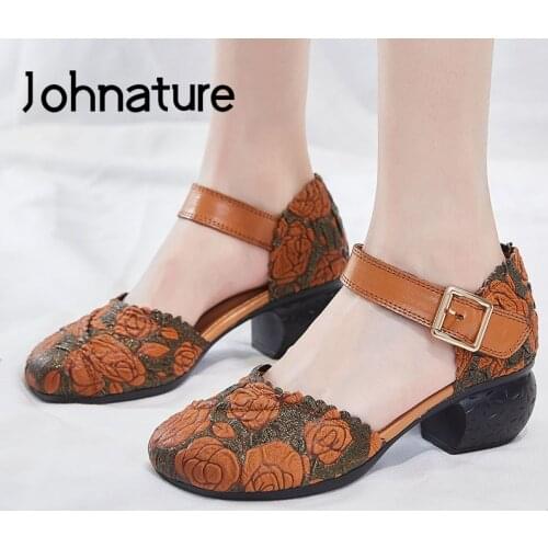 Johnature 2021 New Women Sandals Genuine Leather Ladies Shoes Buckle Strap Print Retro Sewing Casual Handmade Platform Sandals