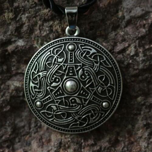 20pcs wholesale Viking Age Disk Gotland, Sweden Scandinavian Men retro Necklace Pendant