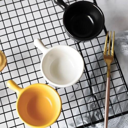 Creative ceramic tableware single handle seasoning bowl saucer Japanese style Mini mall bowl cold sauce