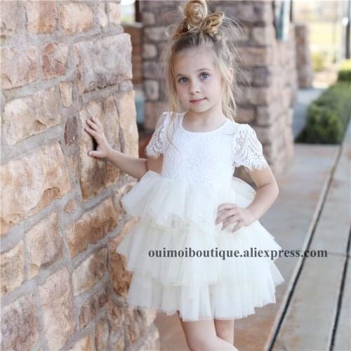 2019 New Ruffles PuffySleeves Girls Princess Mini Dress Infant Baby Girl Birthday Costumes Cute Tutu Lace Wedding