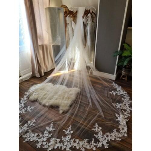 3 M Flowers Wedding Veil With Comb White Lace Edge Women Bridal Veils One Layer Appliqued Cathedral Bridal Veil