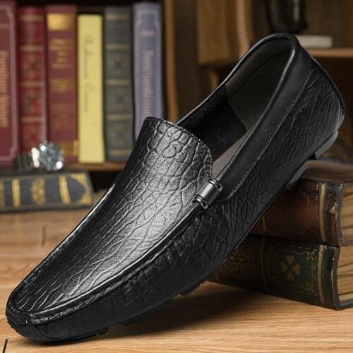 Top Quality New Men Casual Shoes Genuine Leather Mens Loafers Moccasins Slip On Male Flats Breathable Luxury Brand Driving Shoes