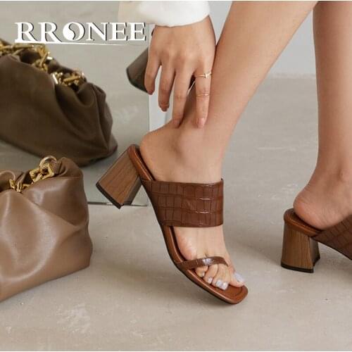 RRONEE Footwear