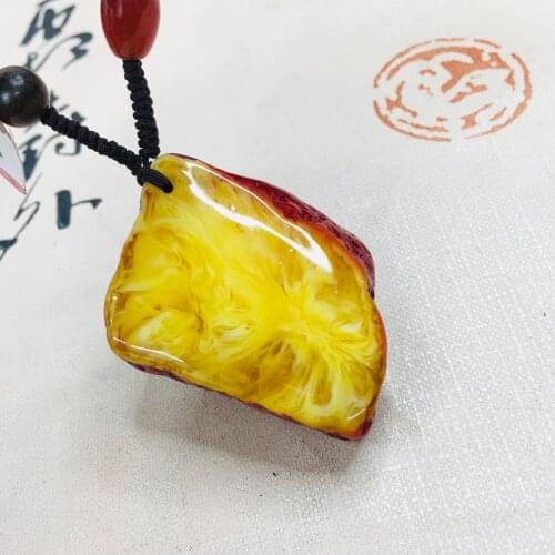 Zheru natural beeswax two-color original stone pendant with round bead necklace exquisite men and women retro sweater chain