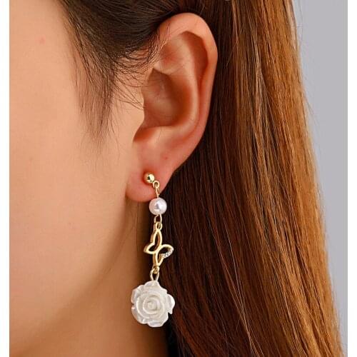 Xueshandiao Women's Gold Earrings
