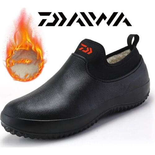 Daiwa Winter Non-slip Outdoor Shoes New Warm Waterproof Fishing Shoes DAWA Fashion Rain Boots Outdoor Shoes Size 35-47