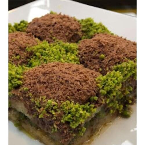 LOTS OF INGREDIENTS WITH A WONDERFUL AROMA WITH A GREAT TASTE COLD BAKLAVA 1000 GRAM FREE SHIPPING