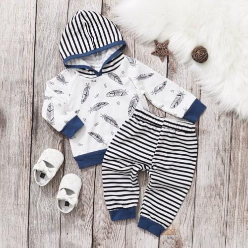 Childrens boys and girls dressed as infants long-sleeved infusion print top T-shirt with cap striped trousers set two-piece set