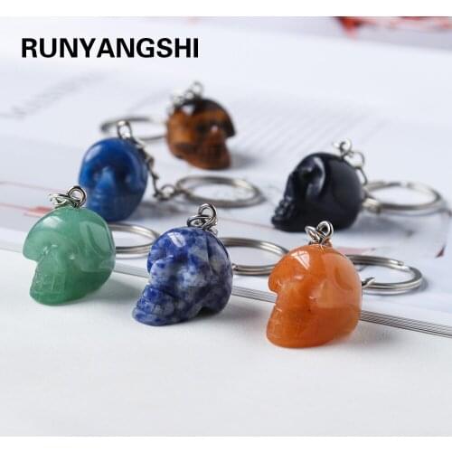 Natural Crystal Skull Statue Pendant Decoration Healing Quartz Key Chain Spiritual Wicca Gemstone Gift