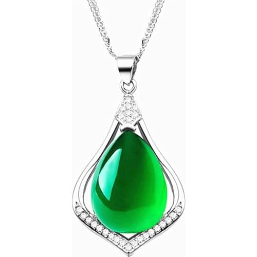 Vintage fashion green jade emerald gemstones diamonds pendant necklaces for women white gold silver 925 jewelry bijoux gifts
