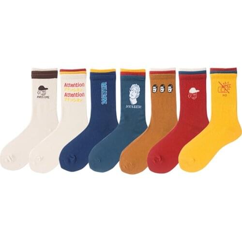 New Fashion Autumn Winter Soft Cotton Thick Figure Portrait Knitted Breathe Freely Man Korea Street Harajuku Elastic Tube Socks