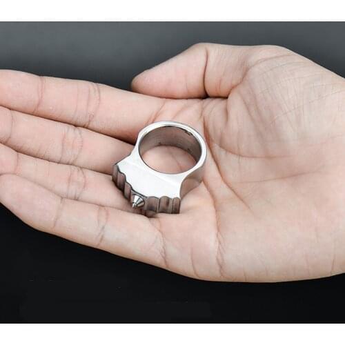 Outdoor EDC Self-Defense Tungsten Steel Ring With Chain Womens Survival Anti-wolf Necklace Tool Window Breaking Tools