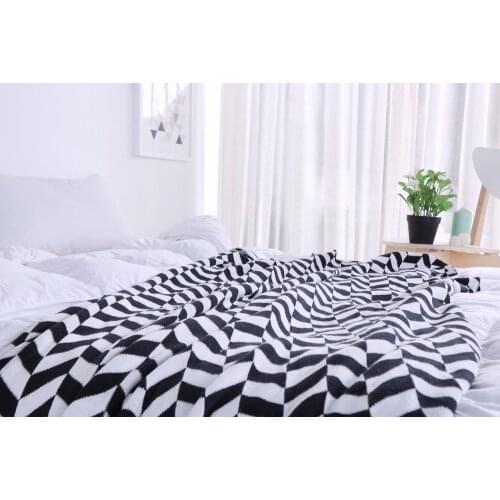 New Fahion black and white cotton Knit Blankets Plaid Throw Blanket On the Bed sofa Bedspread cover bed 120*160cm 2017 hot